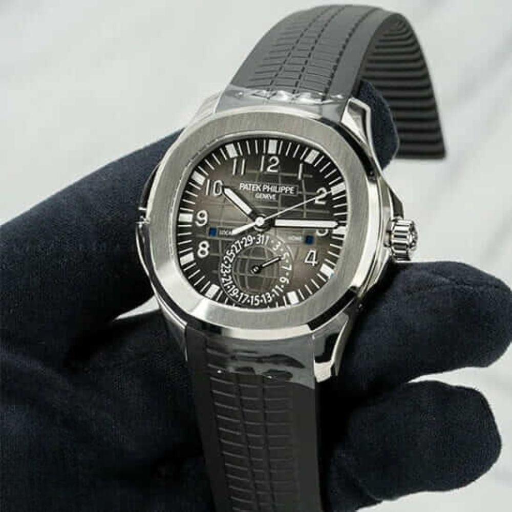 Patek Philippe Aquanaut “Dual Time” Supreme